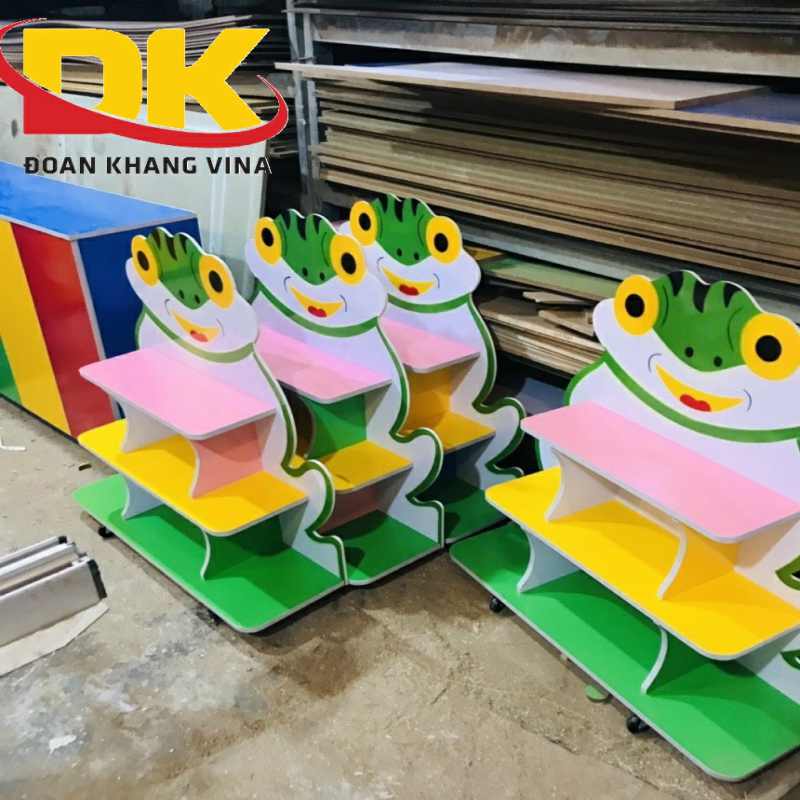Giá để đồ chơi và học liệu con ếch giá rẻ DK 013-3